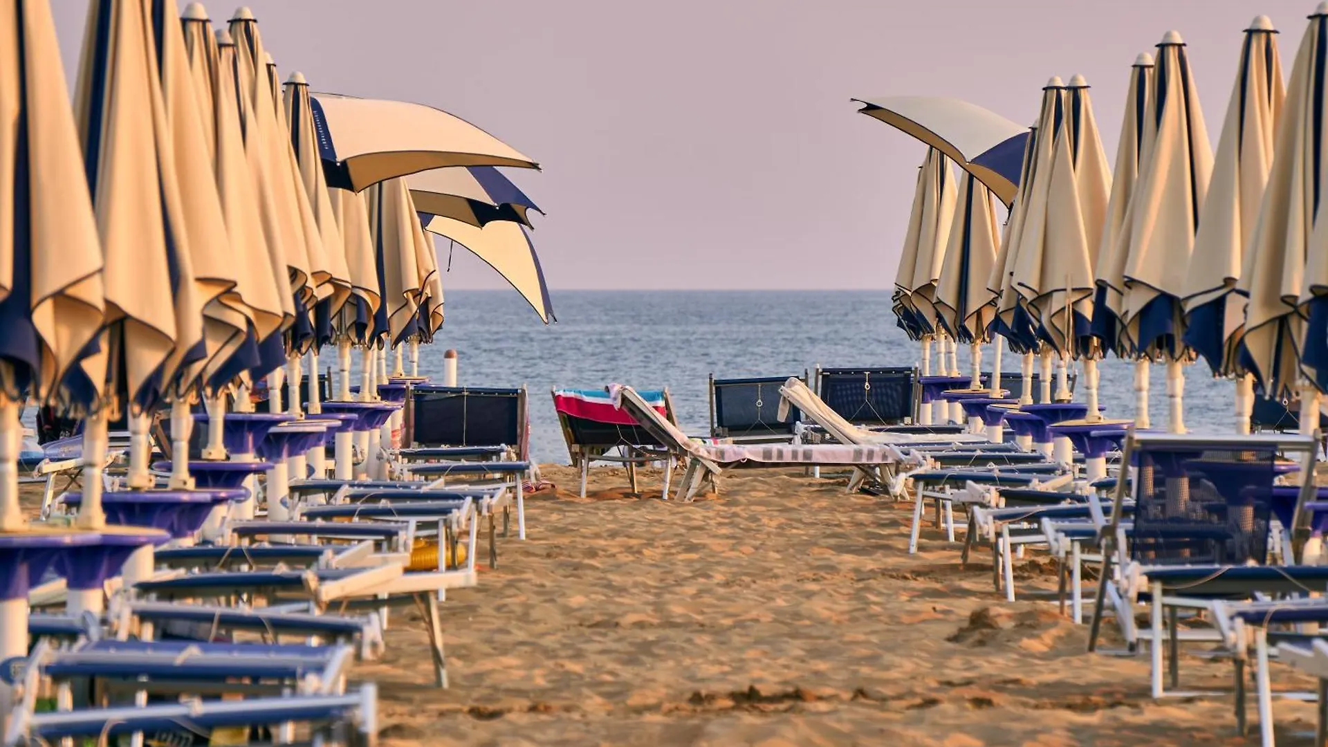Flat With A Precious Sea View - Beahost Apartment Porto Santa Margherita di Caorle Italy